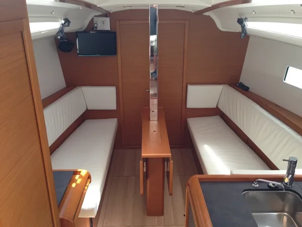 Sun Odyssey 349 - Boatscribe.com