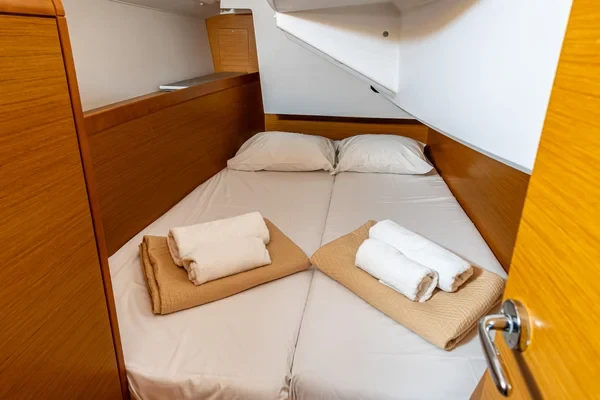Sun Odyssey 349 - Boatscribe.com