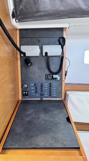 Sun Odyssey 349 - Boatscribe.com