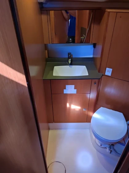 Bavaria 41 Cruiser - Boatscribe.com