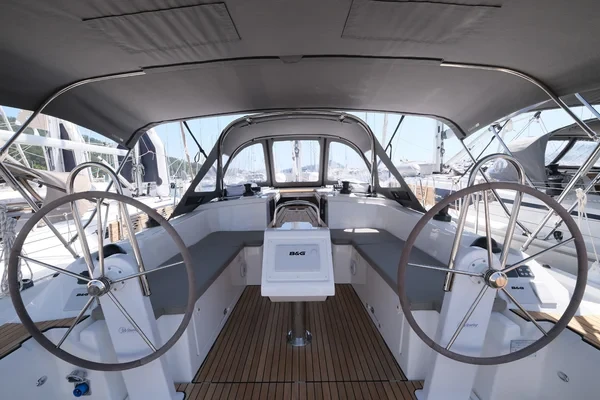Bavaria C38 - Boatscribe.com