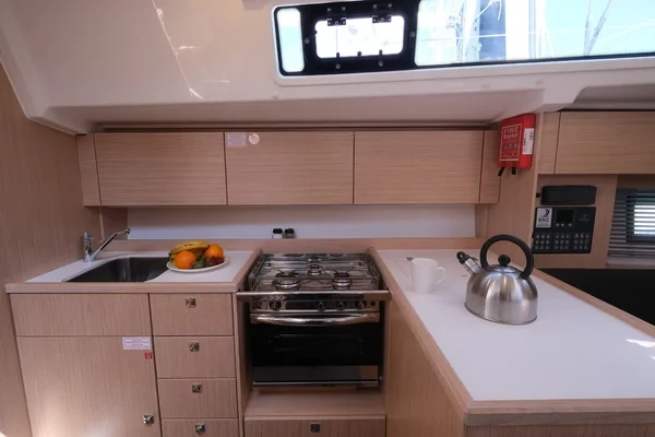 Bavaria C38 - Boatscribe.com