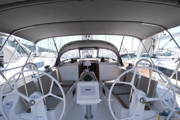 Bavaria 41 Cruiser - Boatscribe.com