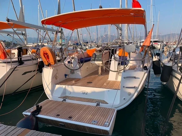 Bavaria 34 Cruiser - Boatscribe.com