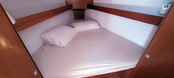 Bavaria 34 Cruiser - Boatscribe.com