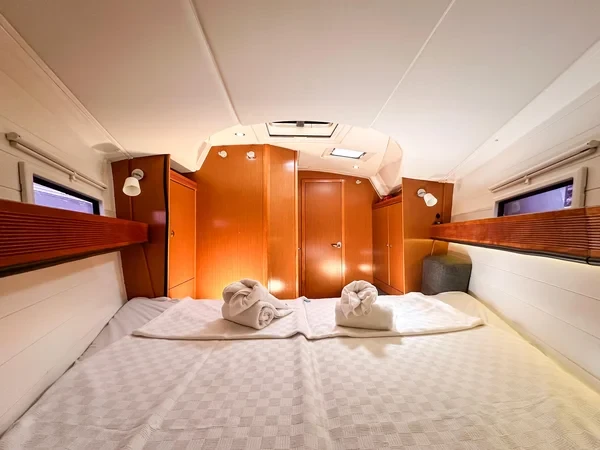 Bavaria 40 Cruiser - Boatscribe.com