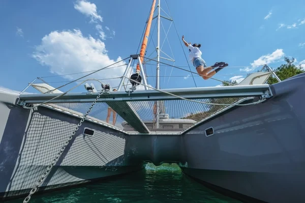 Excess 11 - Boatscribe.com