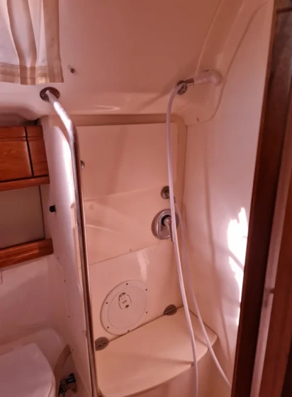 Bavaria 39 Cruiser - Boatscribe.com