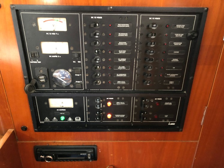 Oceanis 46.1 - Boatscribe.com