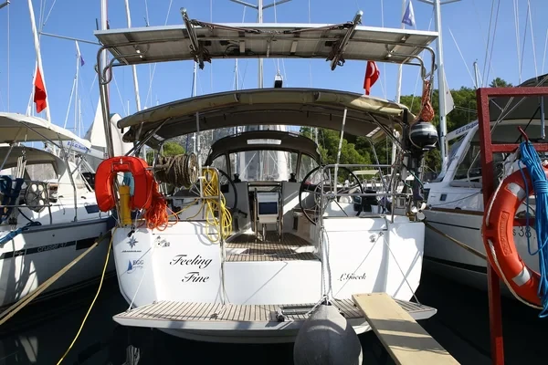 Sun Odyssey 419 - Boatscribe.com