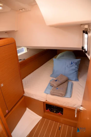 Sun Odyssey 419 - Boatscribe.com