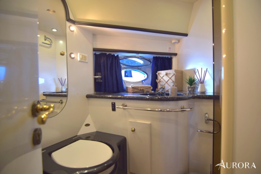 Sunseeker 64 - Boatscribe.com