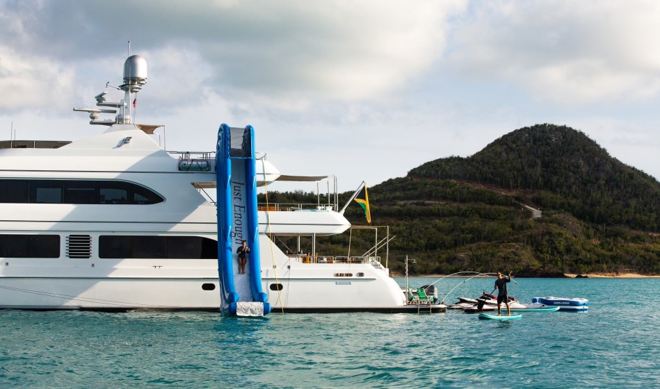 Ares Marine 43 - Boatscribe.com