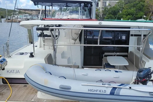 Lagoon 42 - Boatscribe.com