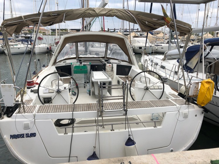 Oceanis 45 - Boatscribe.com