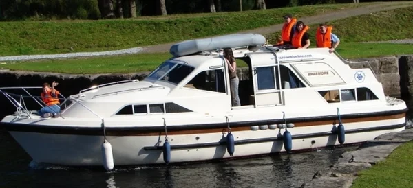 Le Boat Braemore WHS - Boatscribe.com