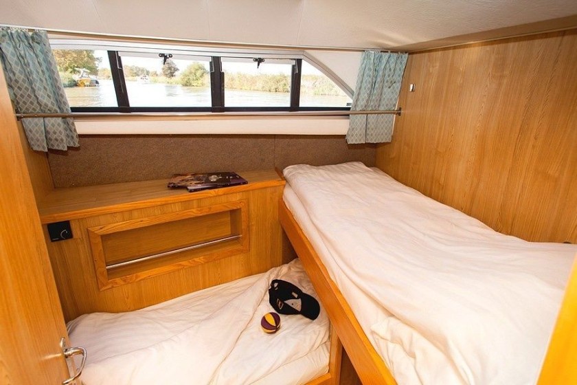 Le Boat Classique - Boatscribe.com