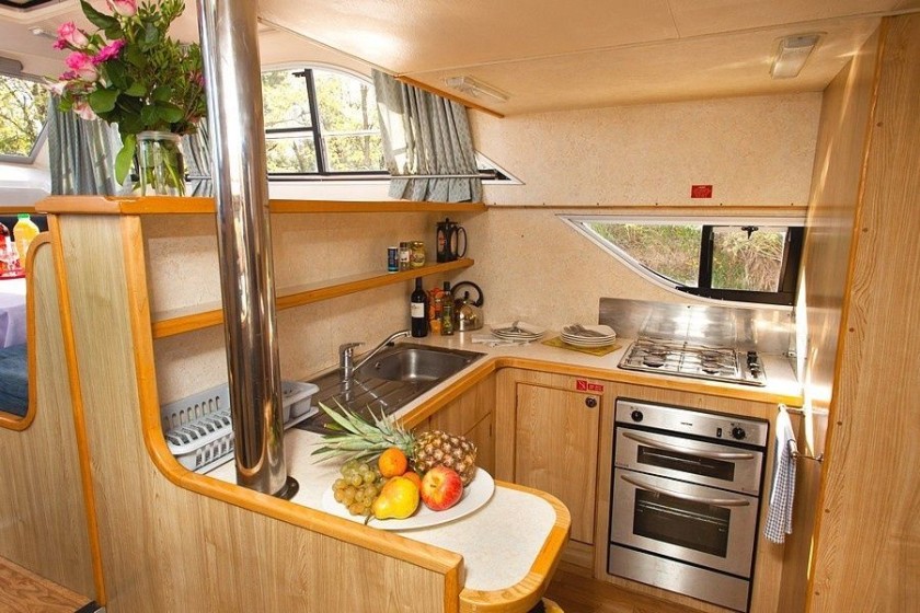 Le Boat Classique - Boatscribe.com