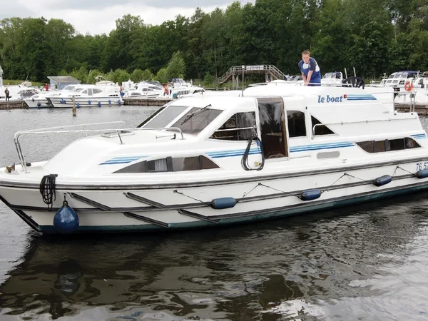 Le Boat Clipper - Boatscribe.com