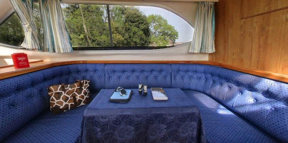 Le Boat Countess - Boatscribe.com