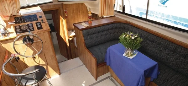 Le Boat Countess - Boatscribe.com