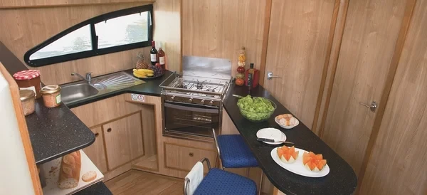 Le Boat Magnifique - Boatscribe.com