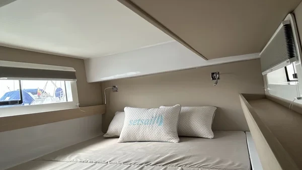 Aventura 37 - Boatscribe.com