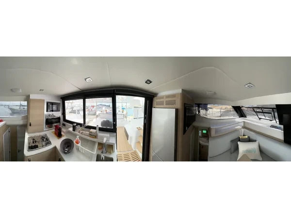 Aventura 37 - Boatscribe.com