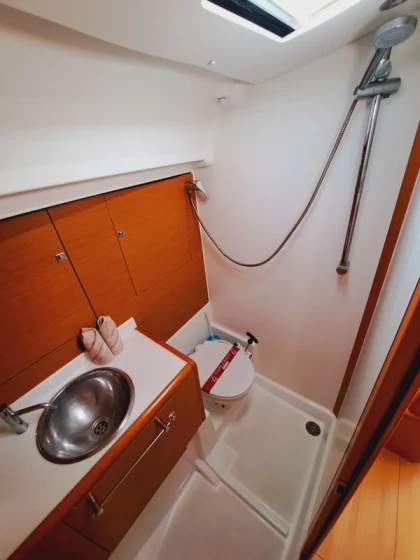 Sun Odyssey 449 - Boatscribe.com