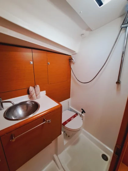 Sun Odyssey 449 - Boatscribe.com
