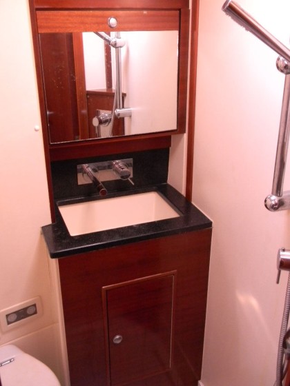 Hanse 540 - Boatscribe.com