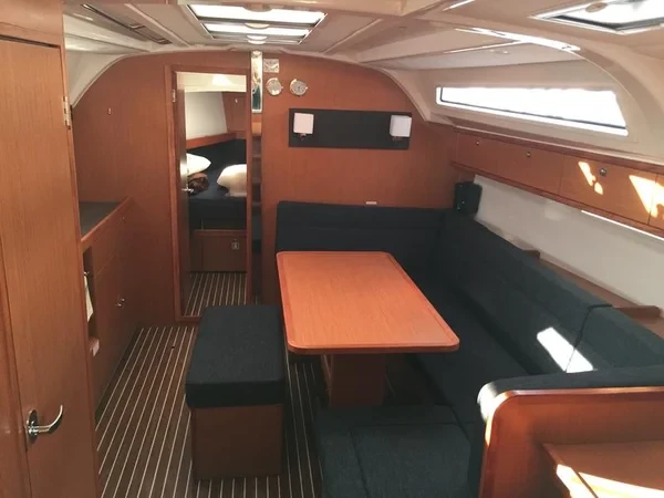 Bavaria 41 Cruiser - Boatscribe.com