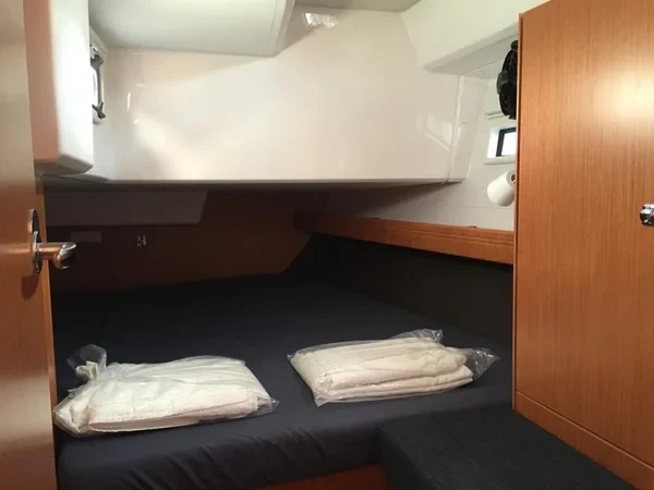 Bavaria 41 Cruiser - Boatscribe.com