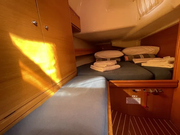 Bavaria 40 Cruiser - Boatscribe.com