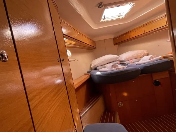 Bavaria 40 Cruiser - Boatscribe.com