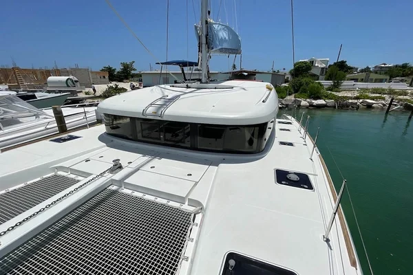 Lagoon 40 - Boatscribe.com
