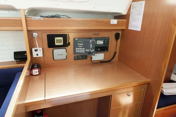 Bavaria 43 Cruiser - Boatscribe.com