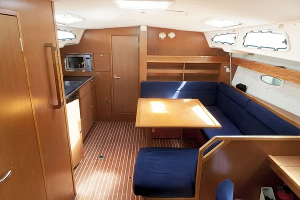 Bavaria 43 Cruiser - Boatscribe.com