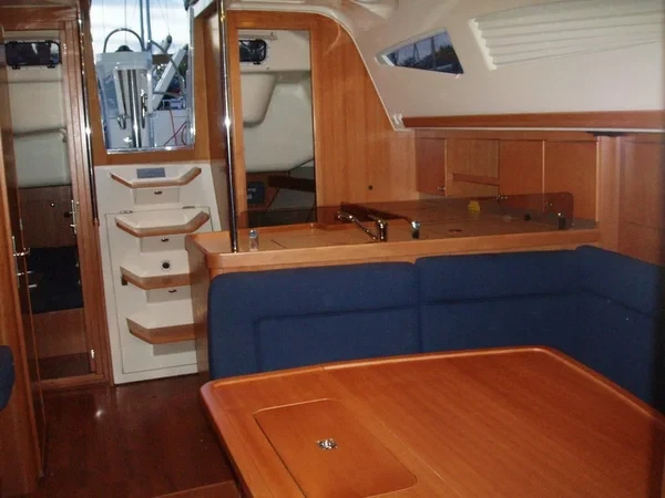 Elan 384 Impression - Boatscribe.com