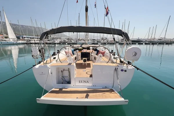 Hanse 415 - Boatscribe.com