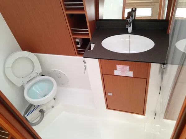 Bavaria 41 Cruiser - Boatscribe.com