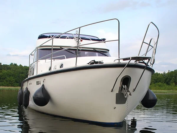 Europa 700 - Boatscribe.com