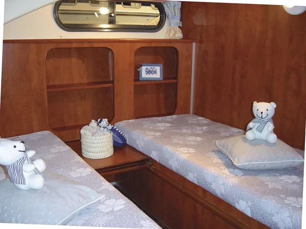 Houseboat - Boatscribe.com