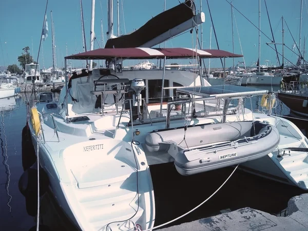 Lagoon 380 S2 - Boatscribe.com