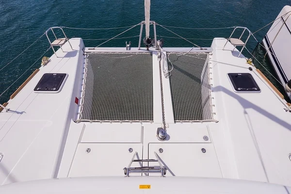 Lagoon 39 - Boatscribe.com