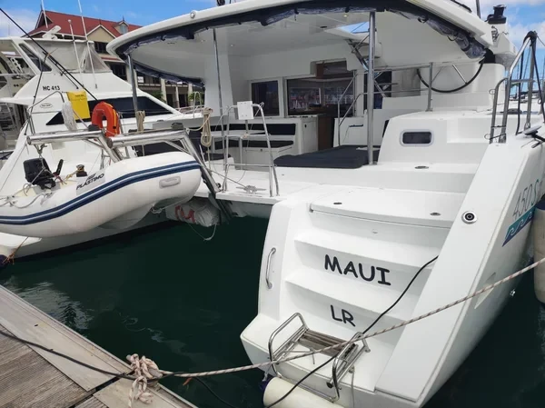 Lagoon 450 S - Boatscribe.com