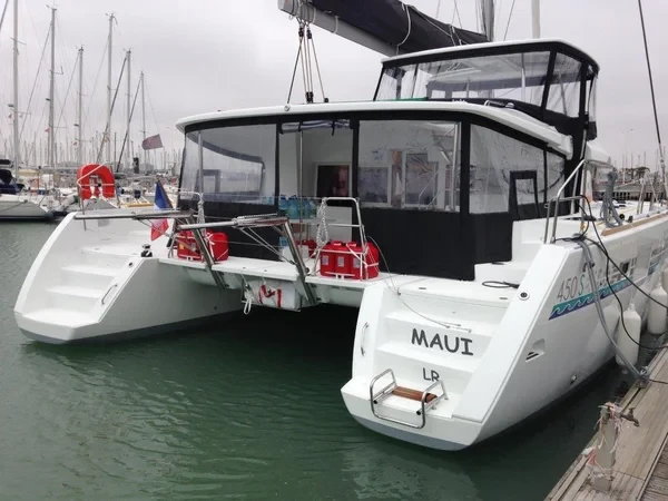 Lagoon 450 S - Boatscribe.com