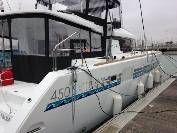 Lagoon 450 S - Boatscribe.com