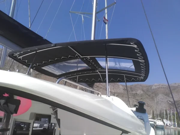 Lagoon 450 S - Boatscribe.com