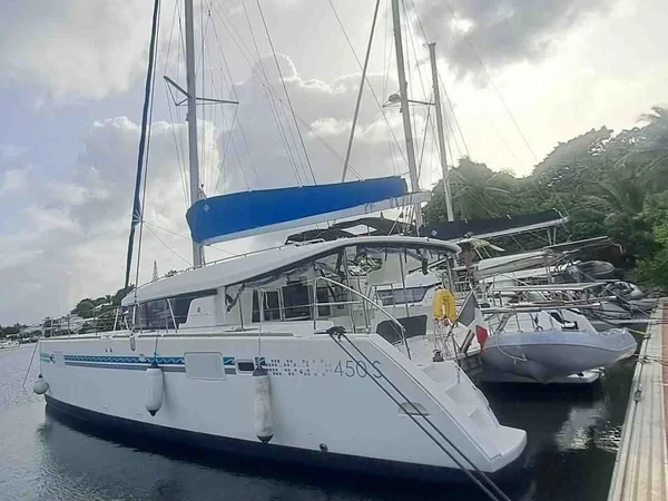 Lagoon 450 S - Boatscribe.com
